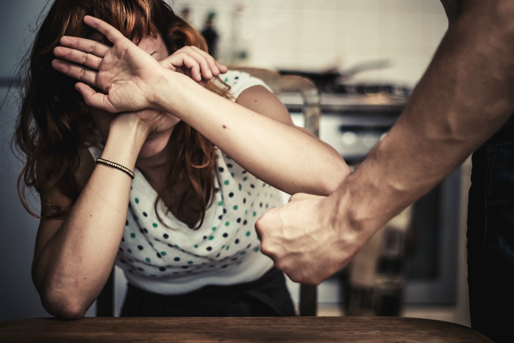 5 Things You Need To Know About Domestic Abuse - Hey Sigmund